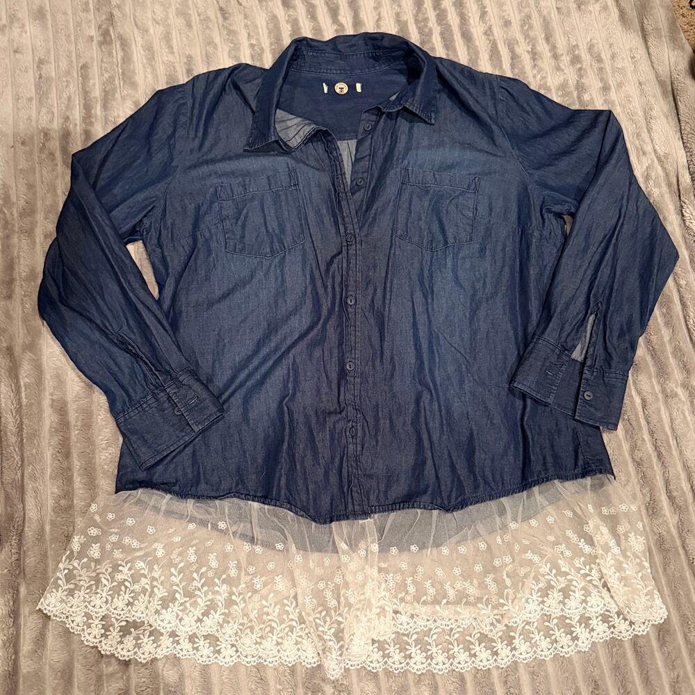 Posy Boutique Upcycled Denim Button Down Shirt Floral Lace Hem Chambray Top‎